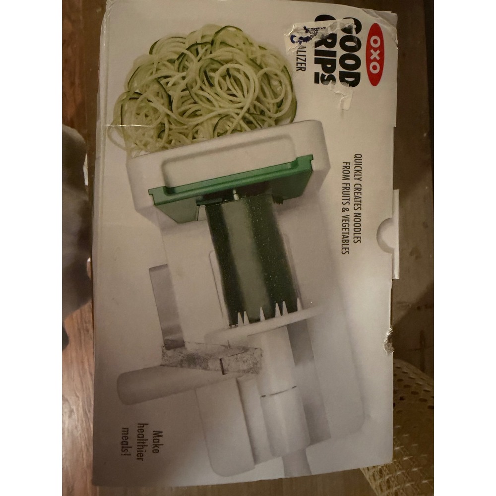 OXO Good Grips 3-Blade Tabletop Spiralizer White Green Manual Vegetable Slicer - Picture 8 of 8